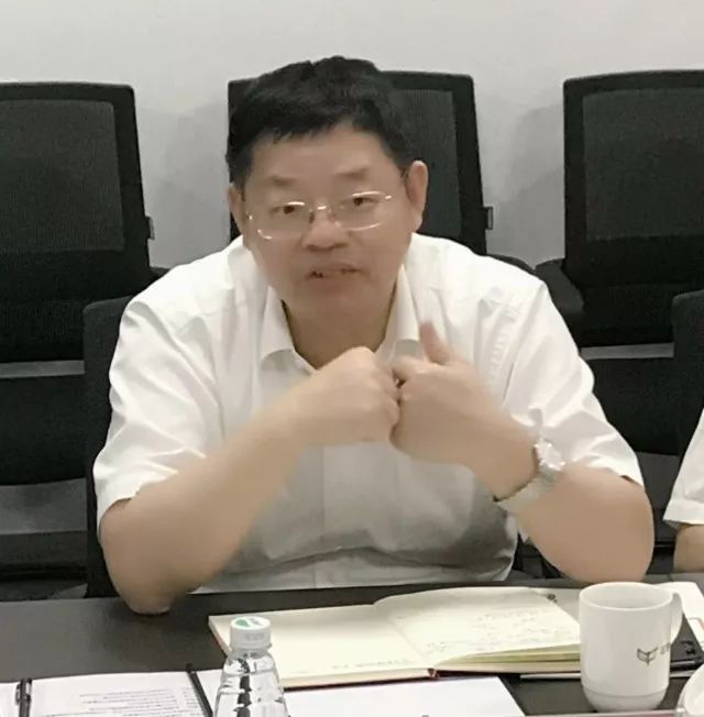 南京市委常委、江北新区党工委专职副书记罗群一行 莅临江苏绿金 南京市委常委、江北新区党工委专职副书记罗群一行 莅临江苏绿金