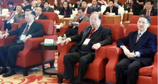 聚焦新一轮开放促改革，大佬们齐聚上海滩说了些啥？